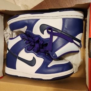 Nike Dunk High size 11c in kids